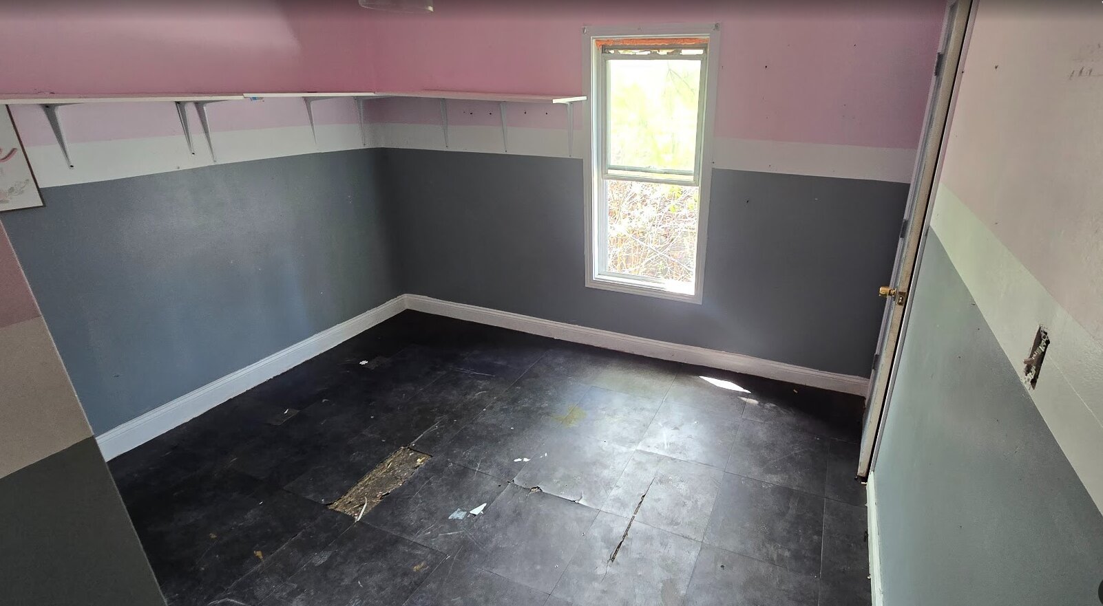 6826 S Parnell Avenue