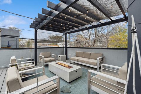 Tiny photo for 2040 N Kedzie Avenue #2N, Chicago, IL 60647 (MLS # 12467625)