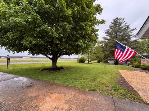 Tiny photo for 433 Stinson Drive, Mt Vernon, IL 62864 (MLS # 12627376)