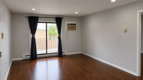 Tiny photo for 182 S Waters Edge Drive #301, Glendale Heights, IL 60139 (MLS # 12715674)