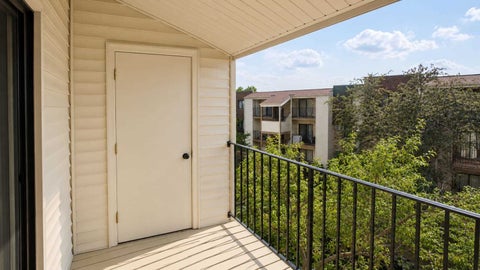 Tiny photo for 182 S Waters Edge Drive #301, Glendale Heights, IL 60139 (MLS # 12715674)