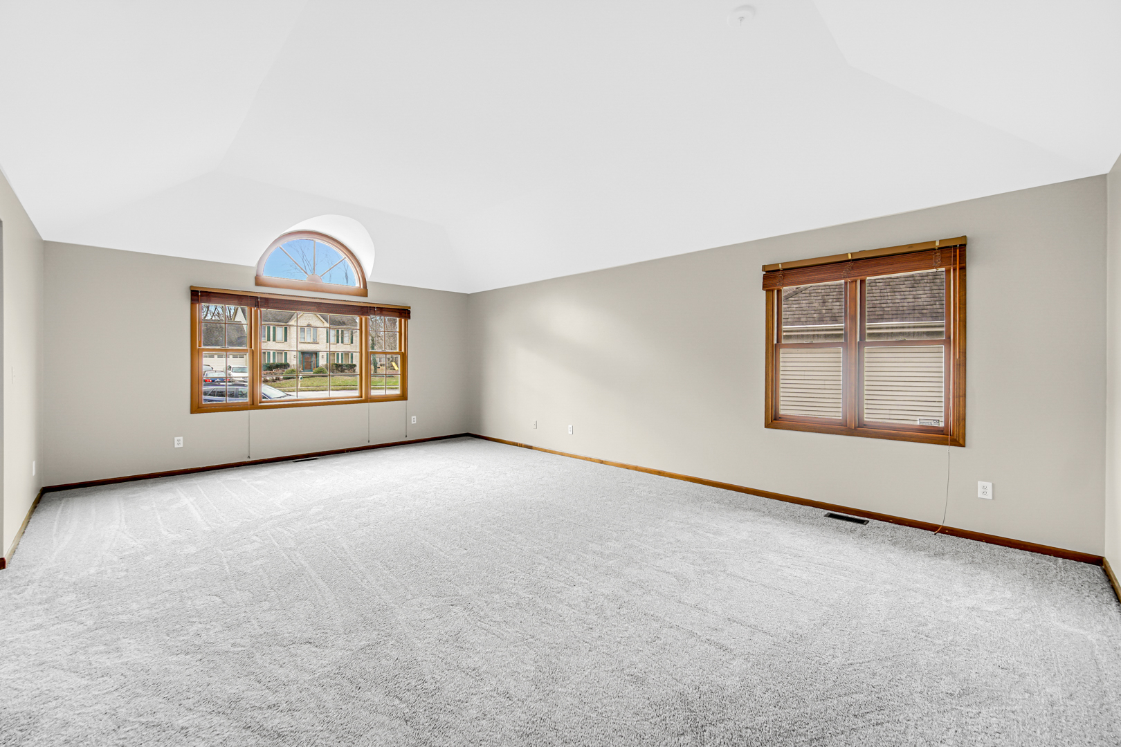 2420 Harbor Court