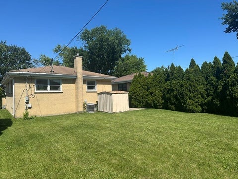 Tiny photo for 4933 N Ozanam Avenue, Norridge, IL 60706 (MLS # 12697812)