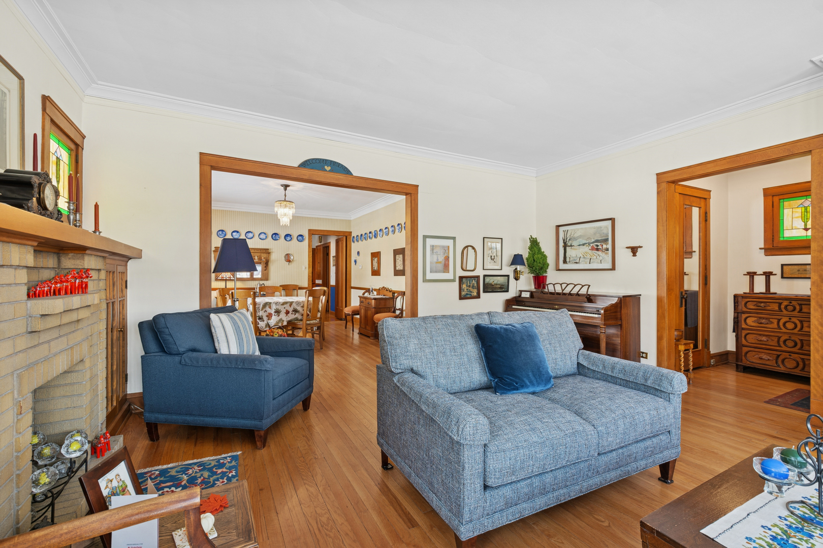 4957 N Lowell Avenue