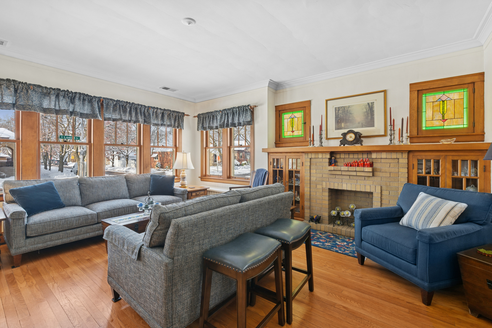 4957 N Lowell Avenue