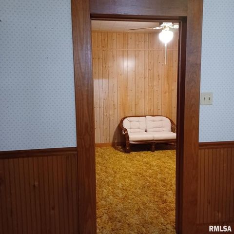 Tiny photo for 1607 S Carbon Street, Marion, IL 62959 (MLS # EB460295)