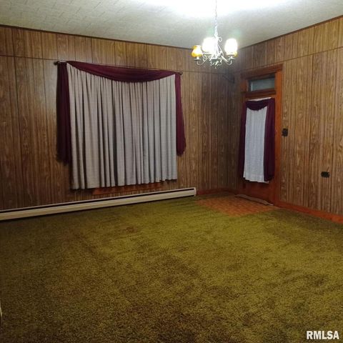 Tiny photo for 1607 S Carbon Street, Marion, IL 62959 (MLS # EB460295)
