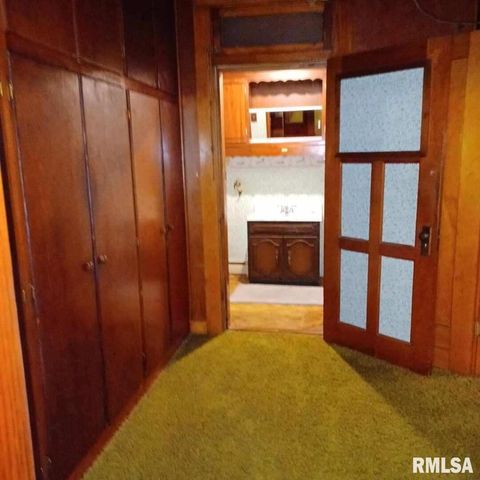 Tiny photo for 1607 S Carbon Street, Marion, IL 62959 (MLS # EB460295)