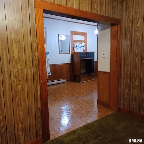 Tiny photo for 1607 S Carbon Street, Marion, IL 62959 (MLS # EB460295)