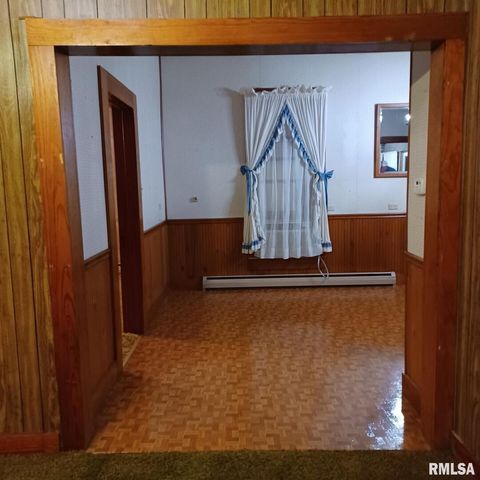 Tiny photo for 1607 S Carbon Street, Marion, IL 62959 (MLS # EB460295)