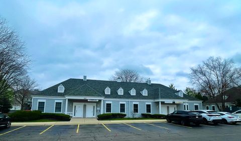 290 N Rand Road Lake Zurich IL 60047