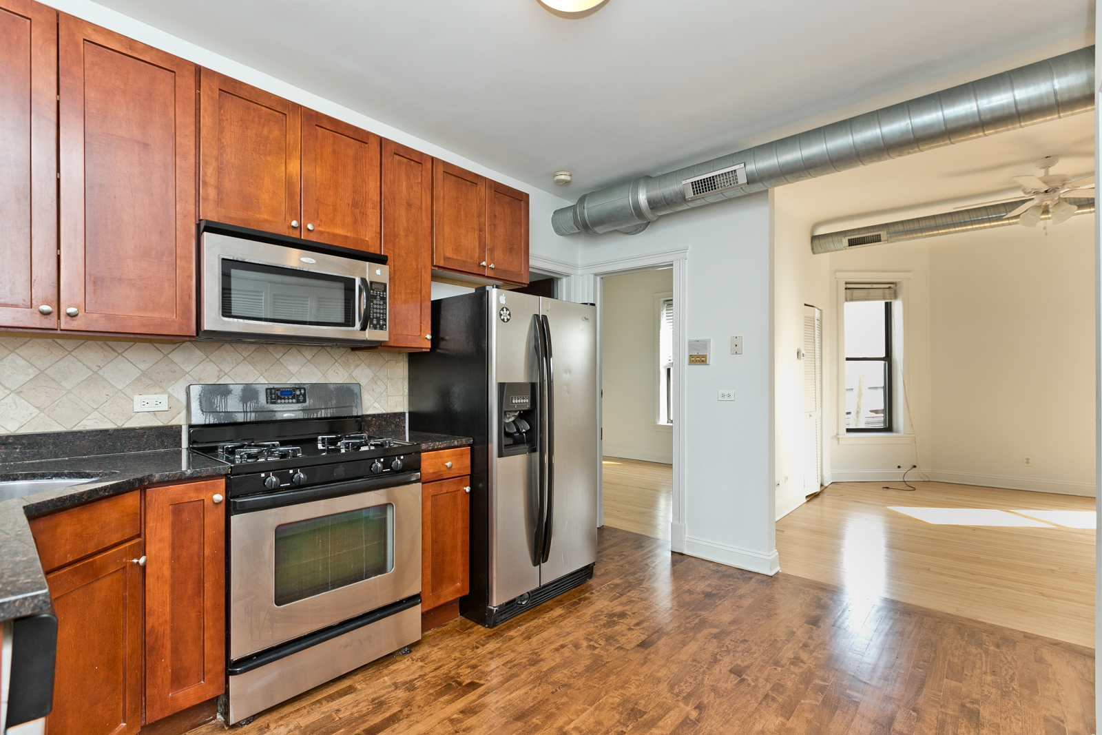 1014 W ROSCOE Street 3R