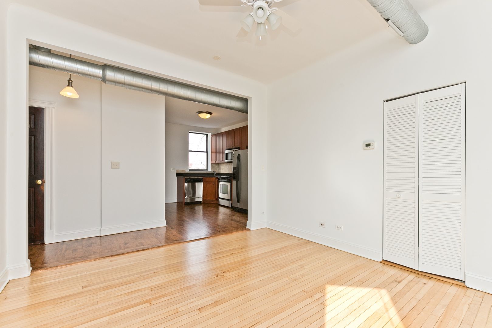 1014 W ROSCOE Street 3R