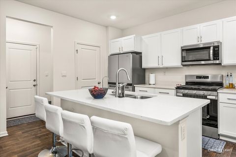 Tiny photo for 2606 Seeley Street, Yorkville, IL 60560 (MLS # 12541763)