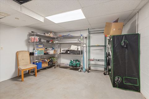 Tiny photo for 1609 Oakland Avenue, Crest Hill, IL 60403 (MLS # 12658021)