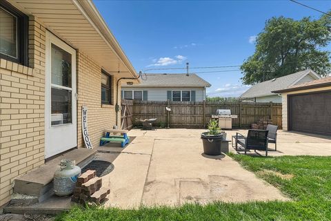 Tiny photo for 1609 Oakland Avenue, Crest Hill, IL 60403 (MLS # 12658021)