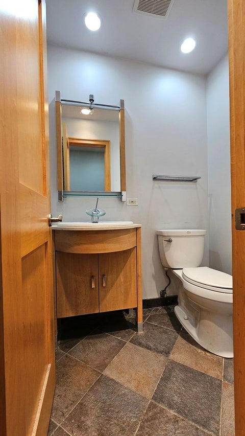 Tiny photo for 925 Spring Hill Drive #311, Northbrook, IL 60062 (MLS # 12681444)