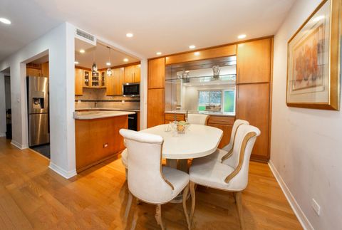 Tiny photo for 925 Spring Hill Drive #311, Northbrook, IL 60062 (MLS # 12681444)