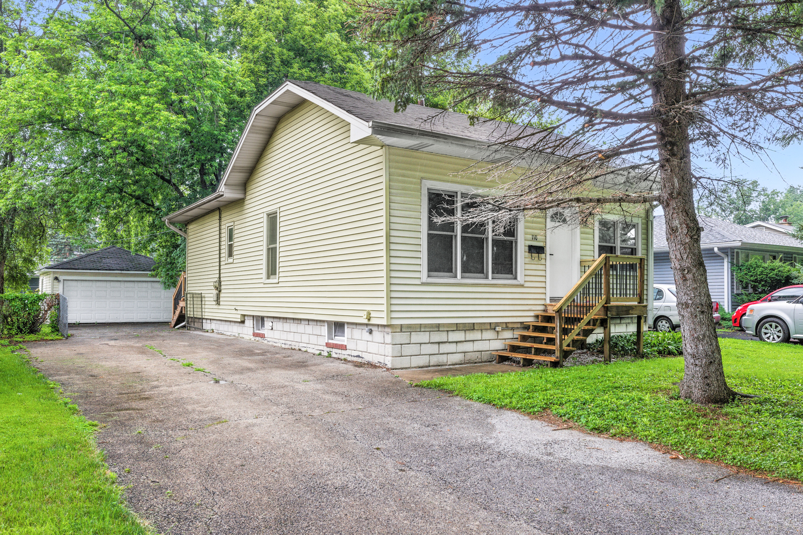 110 N Addison Road
