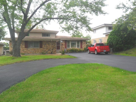 Photo of 8501 S Kean Avenue, Hickory Hills, IL 60457 (MLS # 12769303)