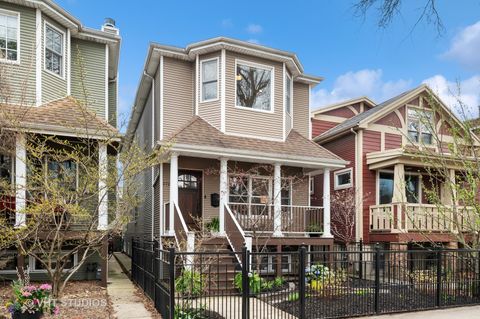 1721 W Winona Street Chicago IL 60640