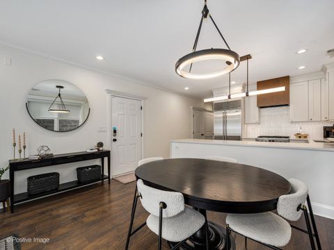 Tiny photo for 3541 N Wilton Avenue #2, Chicago, IL 60657 (MLS # 12462093)
