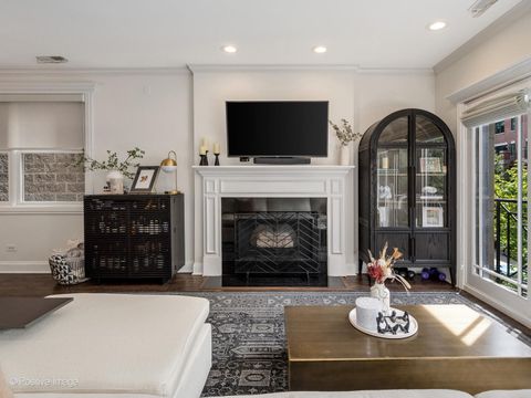 Tiny photo for 3541 N Wilton Avenue #2, Chicago, IL 60657 (MLS # 12462093)