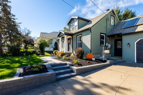 Tiny photo for 2610 Jersey Ridge Road, Davenport, IA 52803 (MLS # 12789568)
