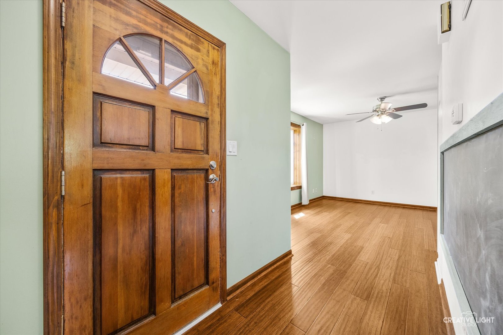 6N542 Wyoming Avenue