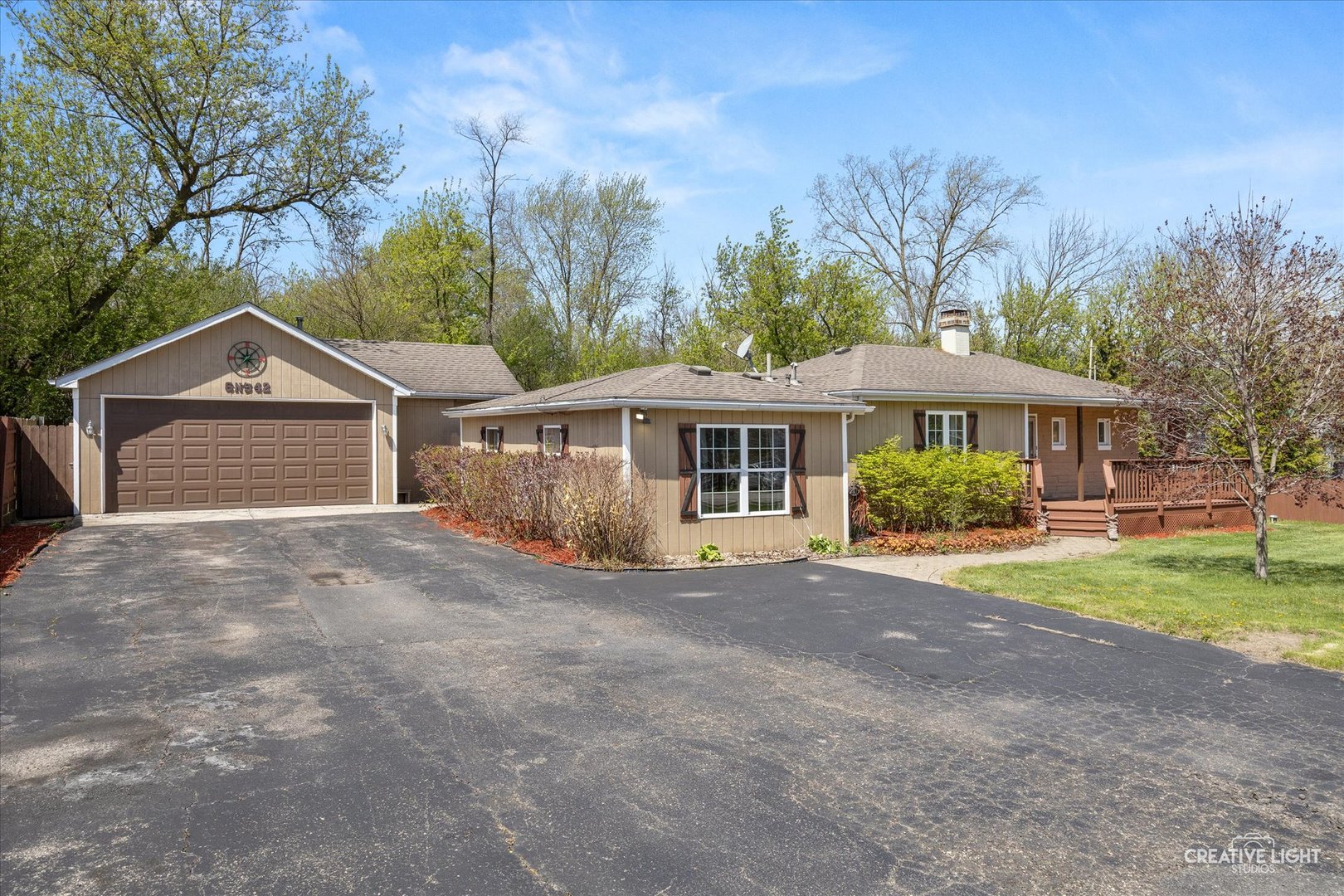 6N542 Wyoming Avenue