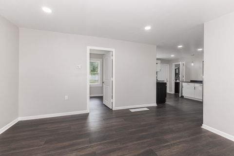 Tiny photo for 306 E Martin Street, Forrest, IL 61741 (MLS # 12487563)