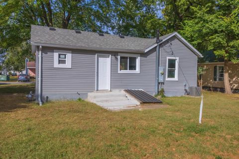 Tiny photo for 306 E Martin Street, Forrest, IL 61741 (MLS # 12487563)