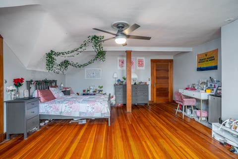 Tiny photo for 1008 Mississippi Avenue, Davenport, IA 52803 (MLS # 12596886)