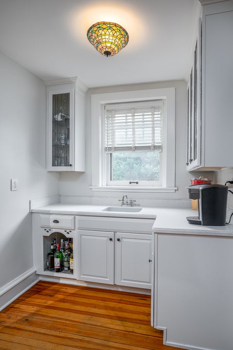 Tiny photo for 1008 Mississippi Avenue, Davenport, IA 52803 (MLS # 12596886)