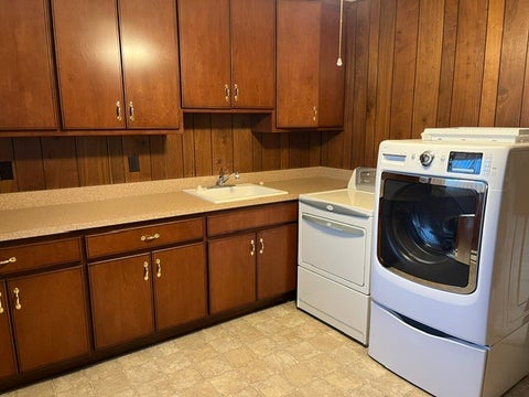 Tiny photo for 207 Illini Drive, Minooka, IL 60447 (MLS # 12772955)