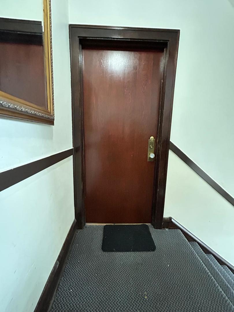 6332 N Francisco Avenue 2