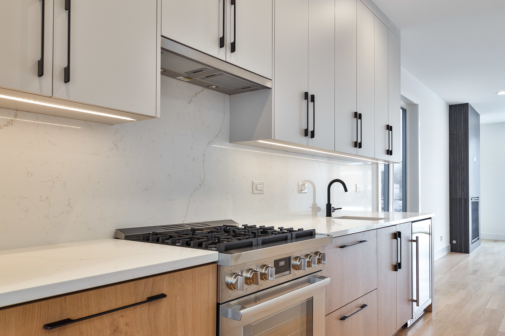 1837 N Lawndale Avenue