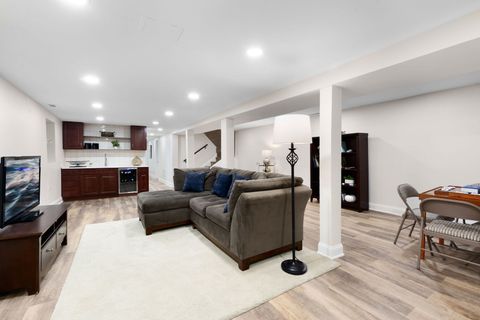 Tiny photo for Chicago, IL 60660 (MLS # 12478280)