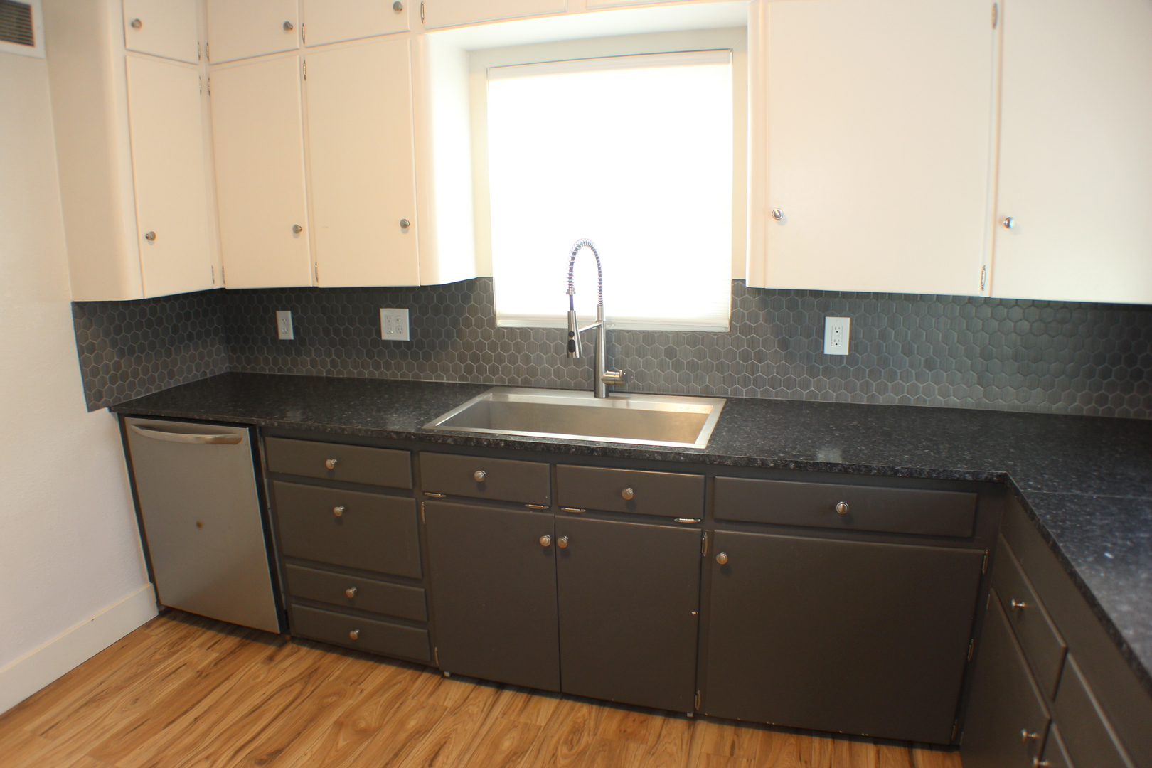 539 W 29th Streets