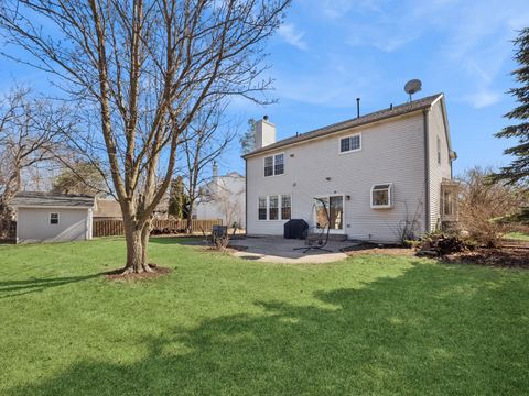 Tiny photo for 622 Oxford Court, Lindenhurst, IL 60046 (MLS # 12580364)