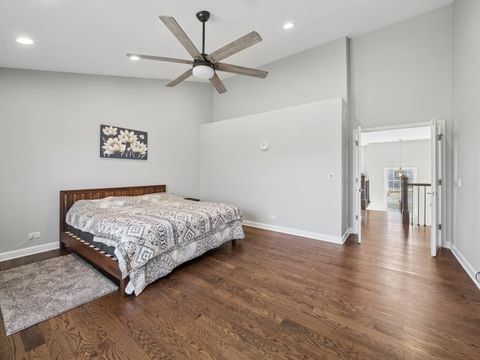 Tiny photo for 622 Oxford Court, Lindenhurst, IL 60046 (MLS # 12580364)