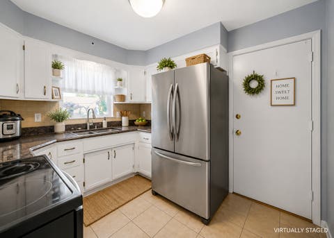 Tiny photo for 1551 Balmoral Avenue #1551, Westchester, IL 60154 (MLS # 12686900)