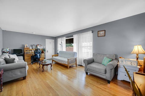 Tiny photo for 1551 Balmoral Avenue #1551, Westchester, IL 60154 (MLS # 12686900)