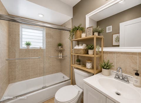 Tiny photo for 1551 Balmoral Avenue #1551, Westchester, IL 60154 (MLS # 12686900)