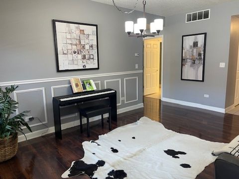 Tiny photo for 875 E 22nd Street #204, Lombard, IL 60148 (MLS # 12565554)