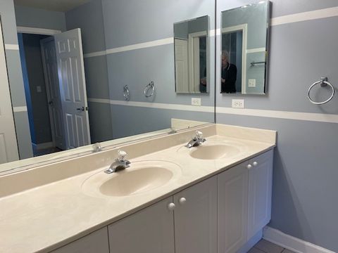 Tiny photo for 875 E 22nd Street #204, Lombard, IL 60148 (MLS # 12565554)