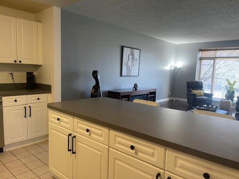 Tiny photo for 875 E 22nd Street #204, Lombard, IL 60148 (MLS # 12565554)