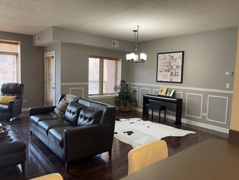 Tiny photo for 875 E 22nd Street #204, Lombard, IL 60148 (MLS # 12565554)