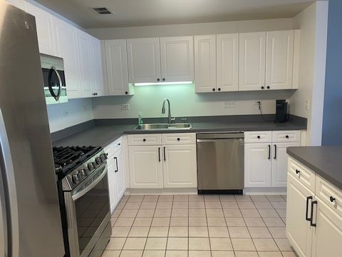 Tiny photo for 875 E 22nd Street #204, Lombard, IL 60148 (MLS # 12565554)