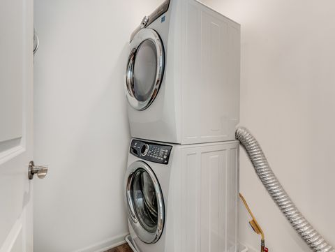 Tiny photo for 1676 Carlstedt Drive, Batavia, IL 60510 (MLS # 12553550)